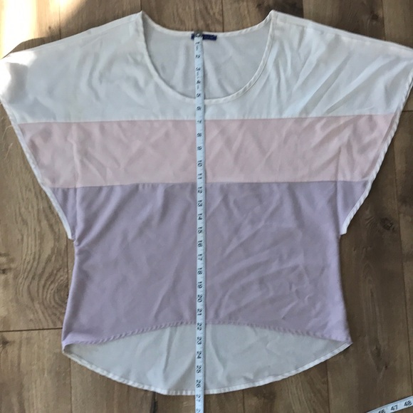 Color block top - Picture 4 of 4